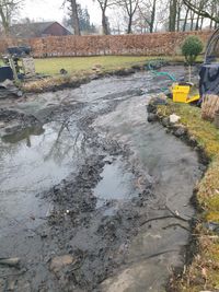 Fische wurden alle abgefischt und bei uns zwischen gelagert und aussortiert.. 221 Goldfische, 8 Graskarpfen und 1 Koi